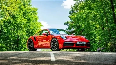 Porsche 911 Hybrid frumsýndur snemma í sumar