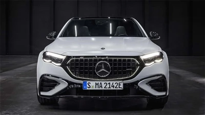 Mercedes-Benz AMG E53 Sedan Og Wagon út