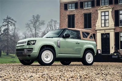 Breyttur Land Rover Defender Convertible